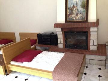 Фото номера Двухместный номер с 1 кроватью Хостелы Green Country Hostel г. Пясечно 17